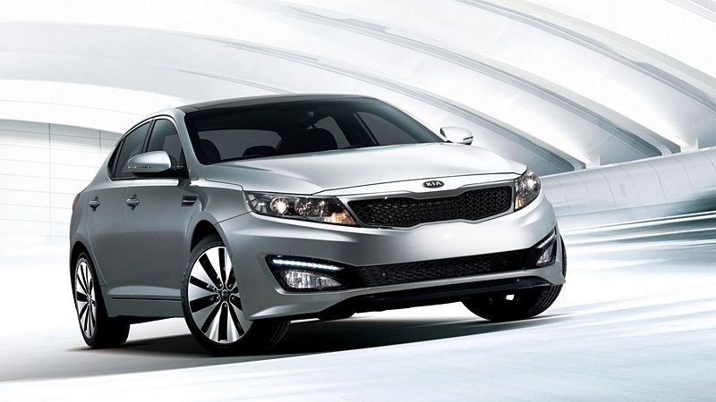 Kia Magentis (2010) 1..jpg